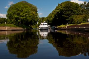 Naburn-Lock-Reflective-Boat.jpg