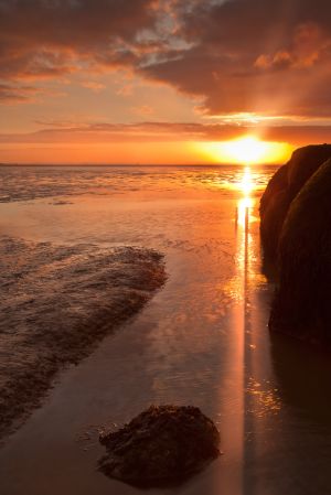 Spurn-Point-Sunset-Rays.jpg
