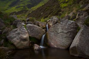 c13-Edale-Boulders1.jpg